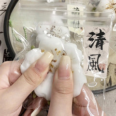 Cute Simulation Flower Cake Squishy Toy Mochi Pinching Toy Squeeze Stress Relief Toys Sl detail view