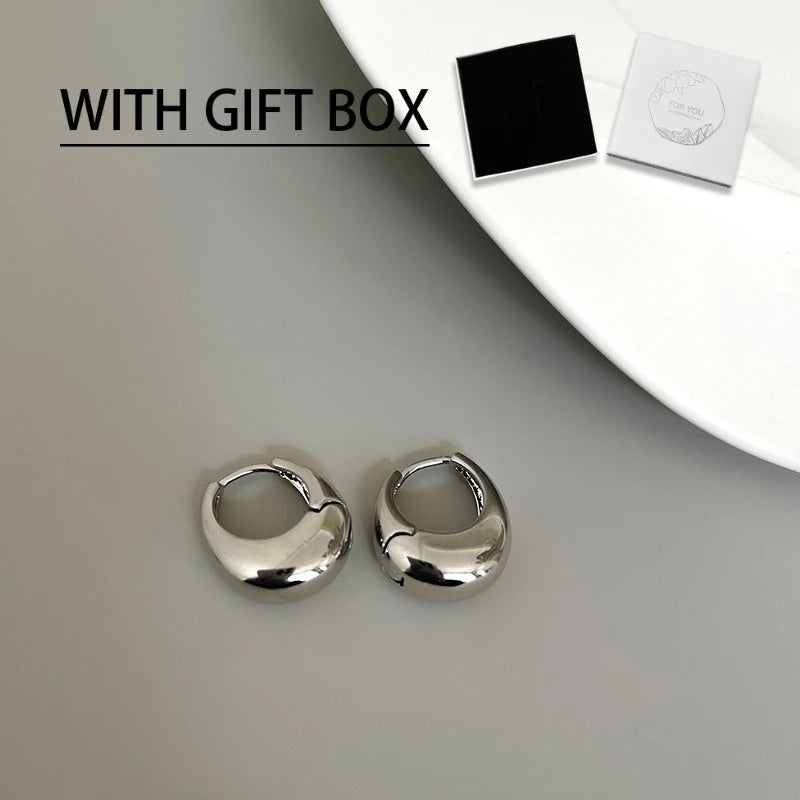 LENNIKOval Elegant Earrings, Women’s 3D Metal Design, Fit for Work/Casual Outfits, Flattering on All Faces, Perfect Gift Choice