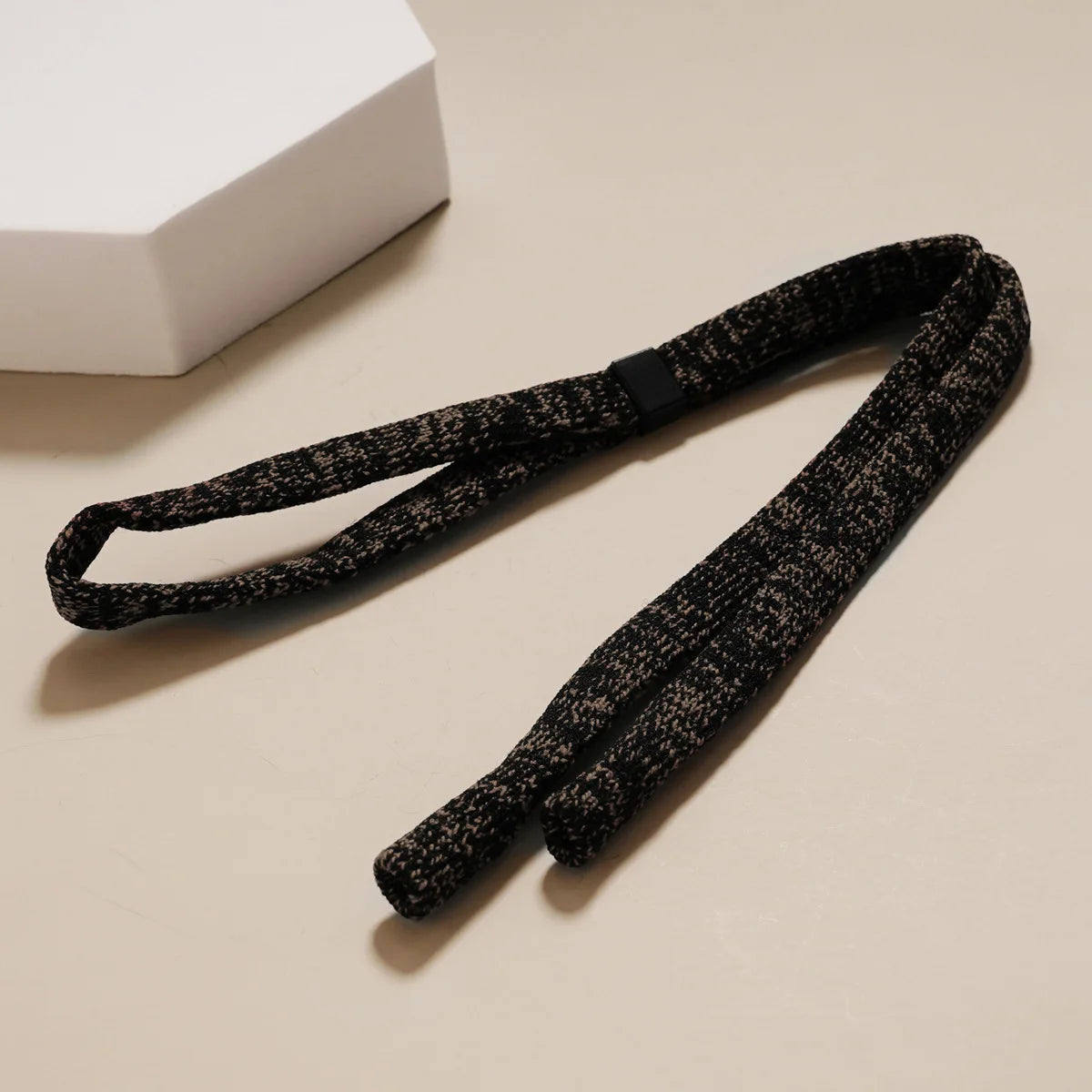 Eyeglasses Strap Non‑slip Sunglasses Lanyard Neck Cord Spectacles Glasses Rope Chain f close-up view