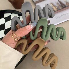 2023 New Trendy Curve Matt Hair Claw Clip Large Shark Crab Hair Clips Women Hair Acce alternate view