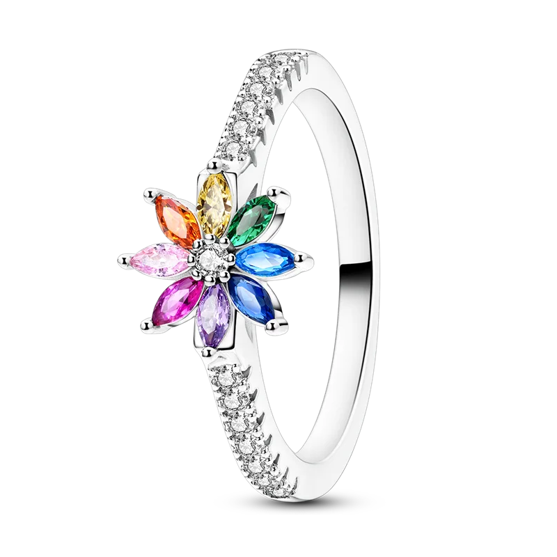 Daisy 925 Sterling Silver Wedding Ring | Sparkling Zircon Engagement Jewelry close-up view