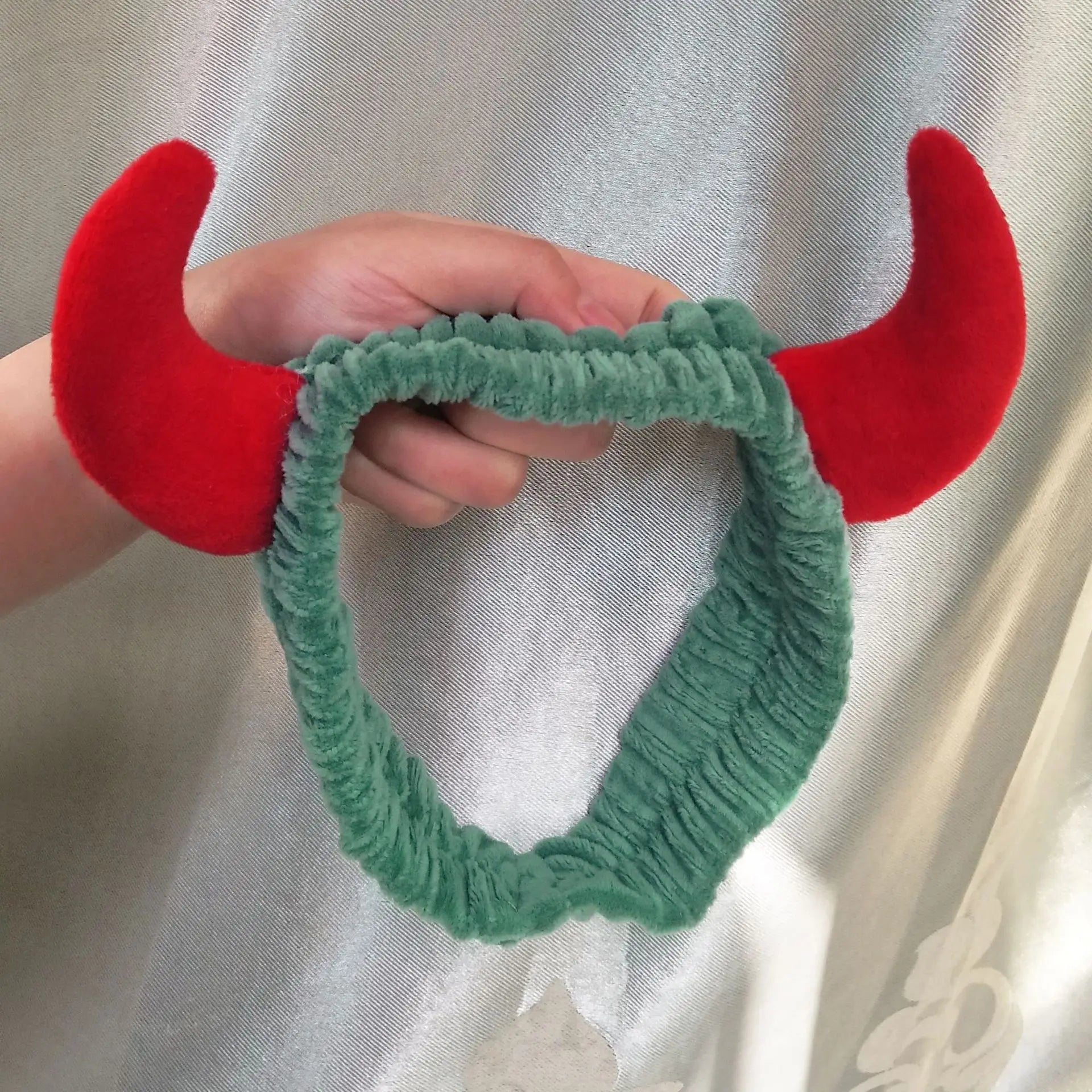 Plush Headband Women Girls Cute Red Horns Soft Elastic Hairband Wash Face Sport Velvet close-up view