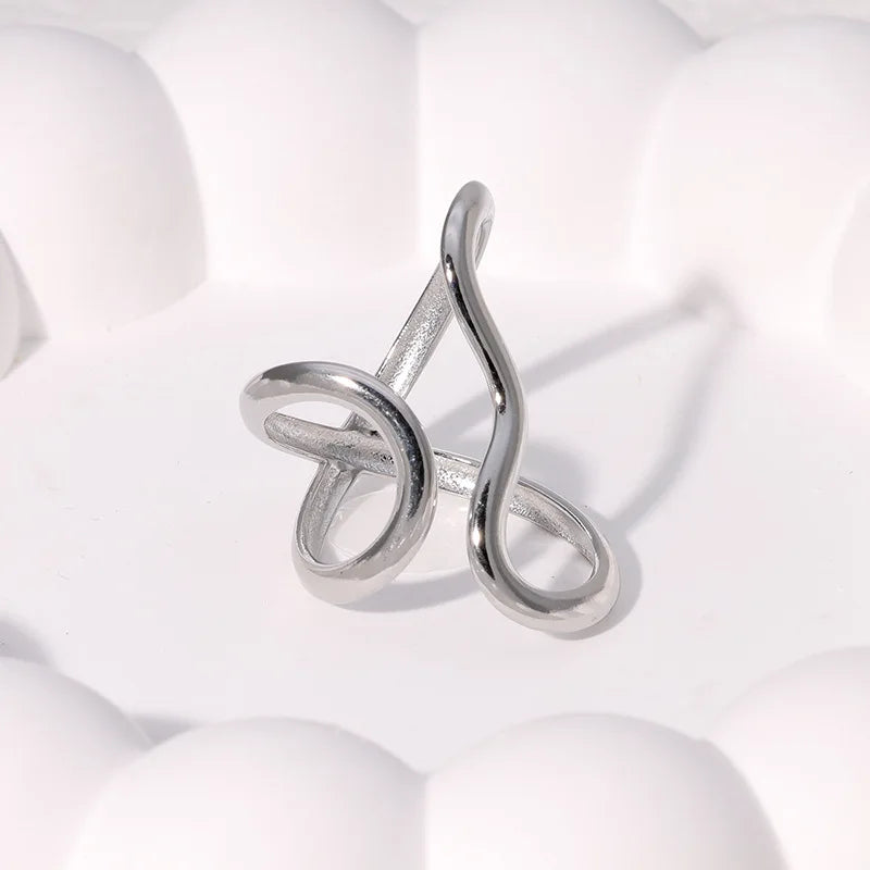 Fashion Stainless Steel Waterproof Open Ring Personality Charms PVD Real Gold 18K Pla lifestyle view