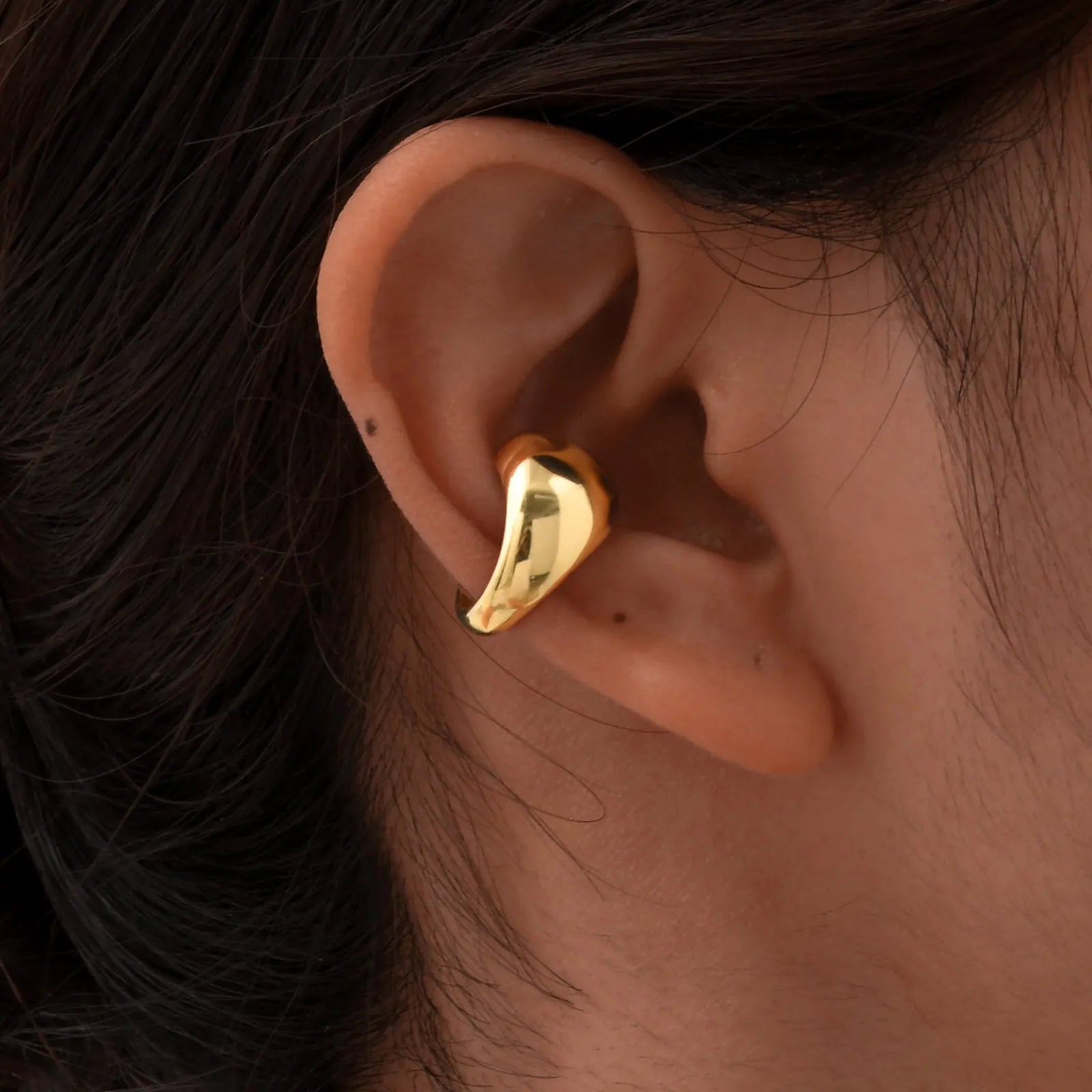 Unique Fake Piercing C-shaped Ear Bone Clip for Women Girl,Water Drop Cartilage Ear C alternate view