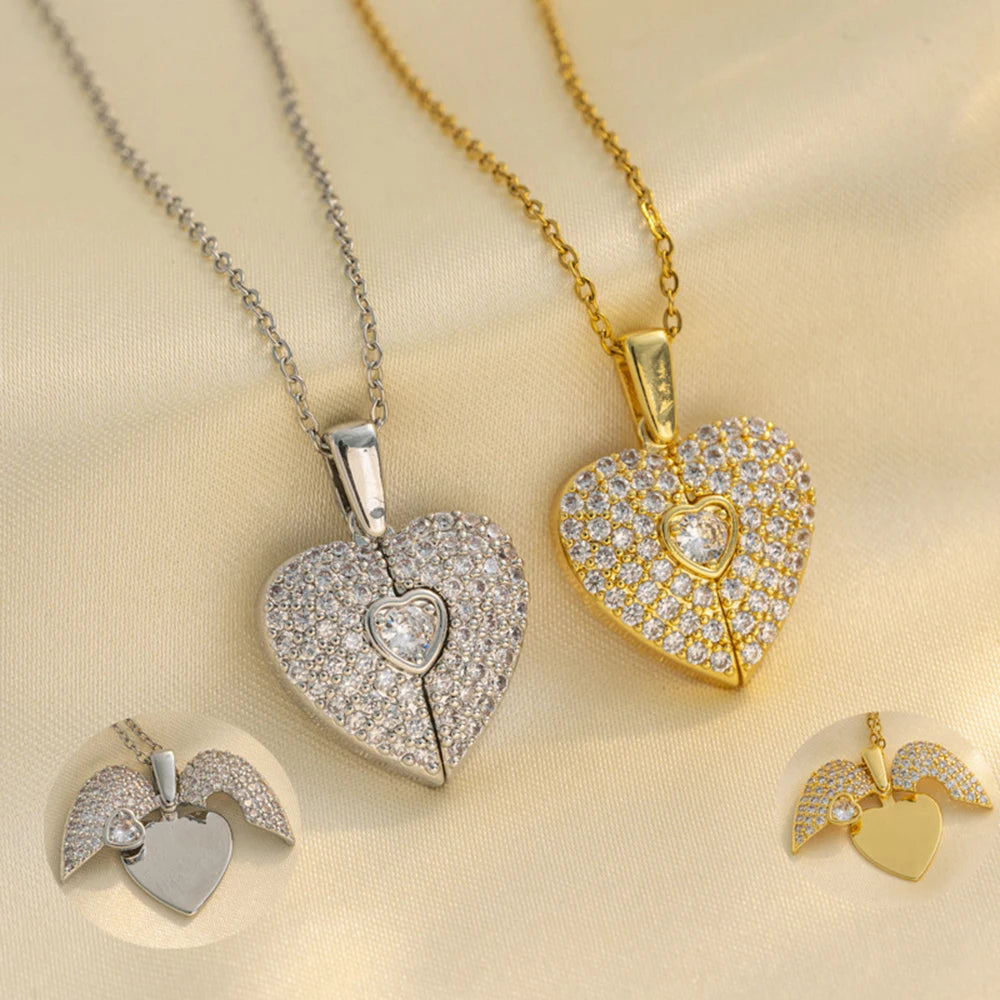 Stylish and Personalized Heart-shaped Necklace for Women High-end and eExquisite Pendant detail view