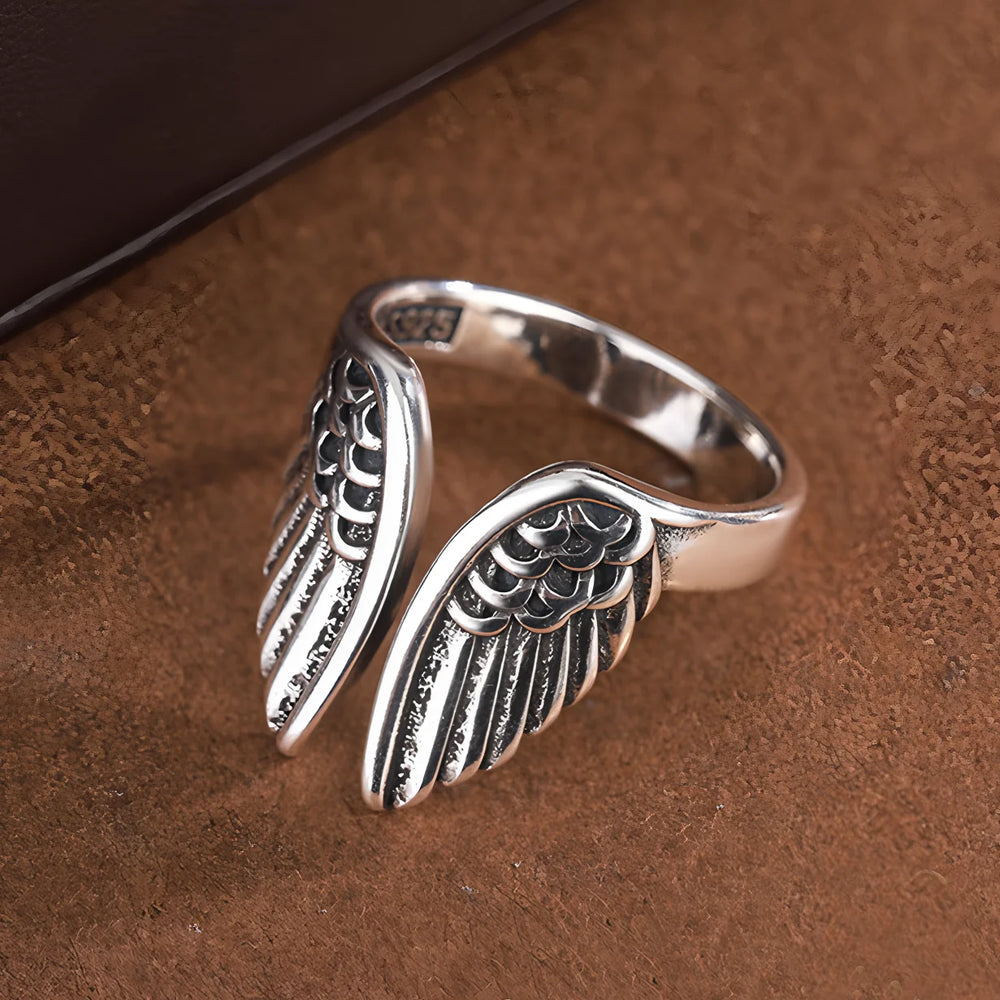 VENTFILLE 925 Sterling Silver Rings INS Fashion Hip Hop Vintage Couples Hollow Lines lifestyle view
