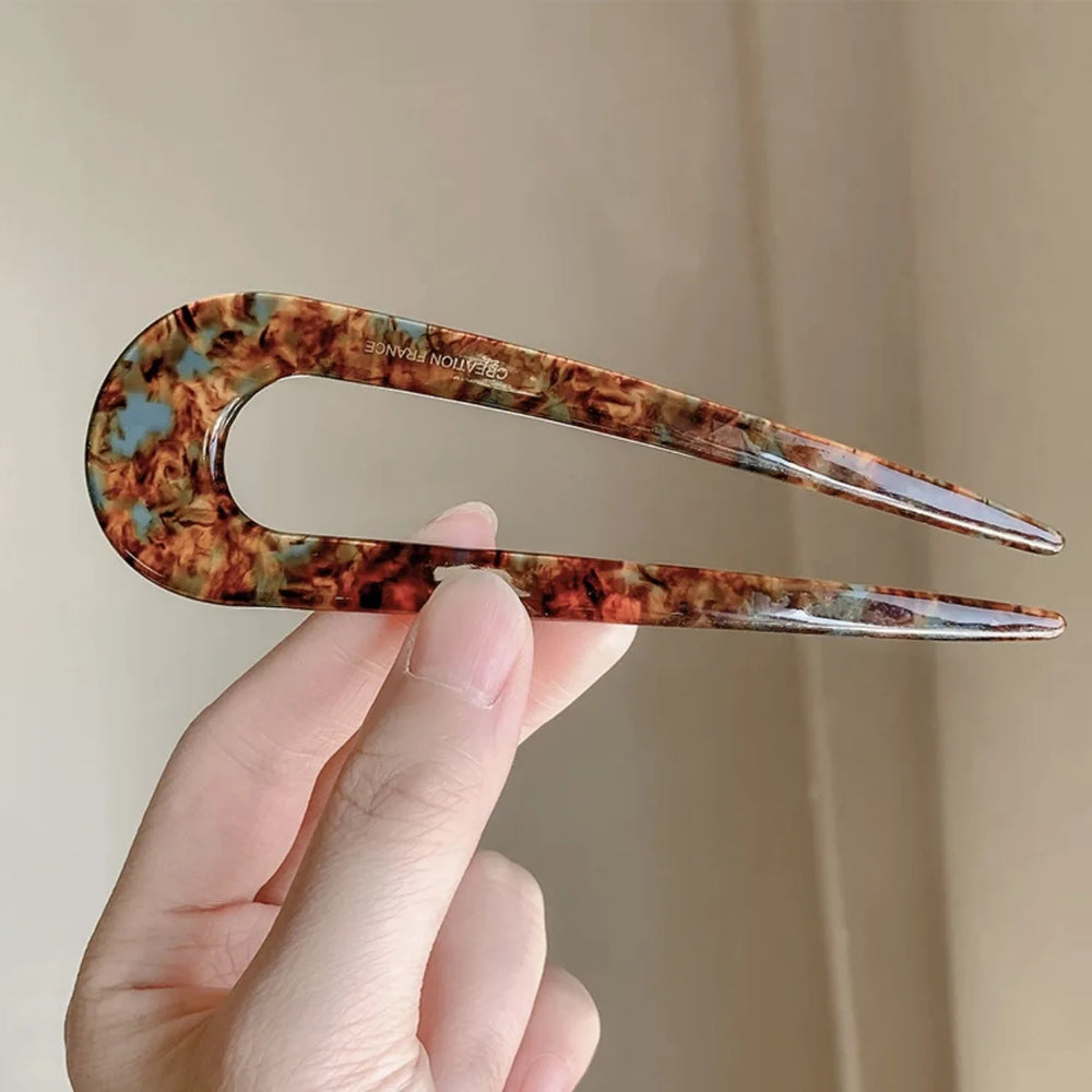 U-shaped Female Hairpin Mineral Patterned Meatballs Hairpin Vintage Chinese close-up view