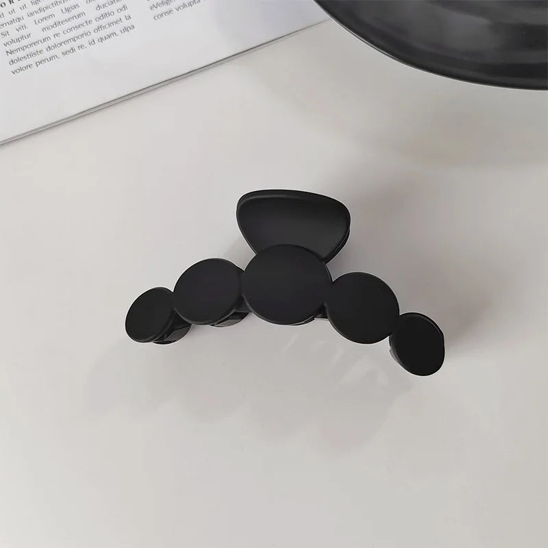 Women Elegant Black Geometric Plastic Hair Claw Lady Sweet Long Hair Holder Toothed additional angle