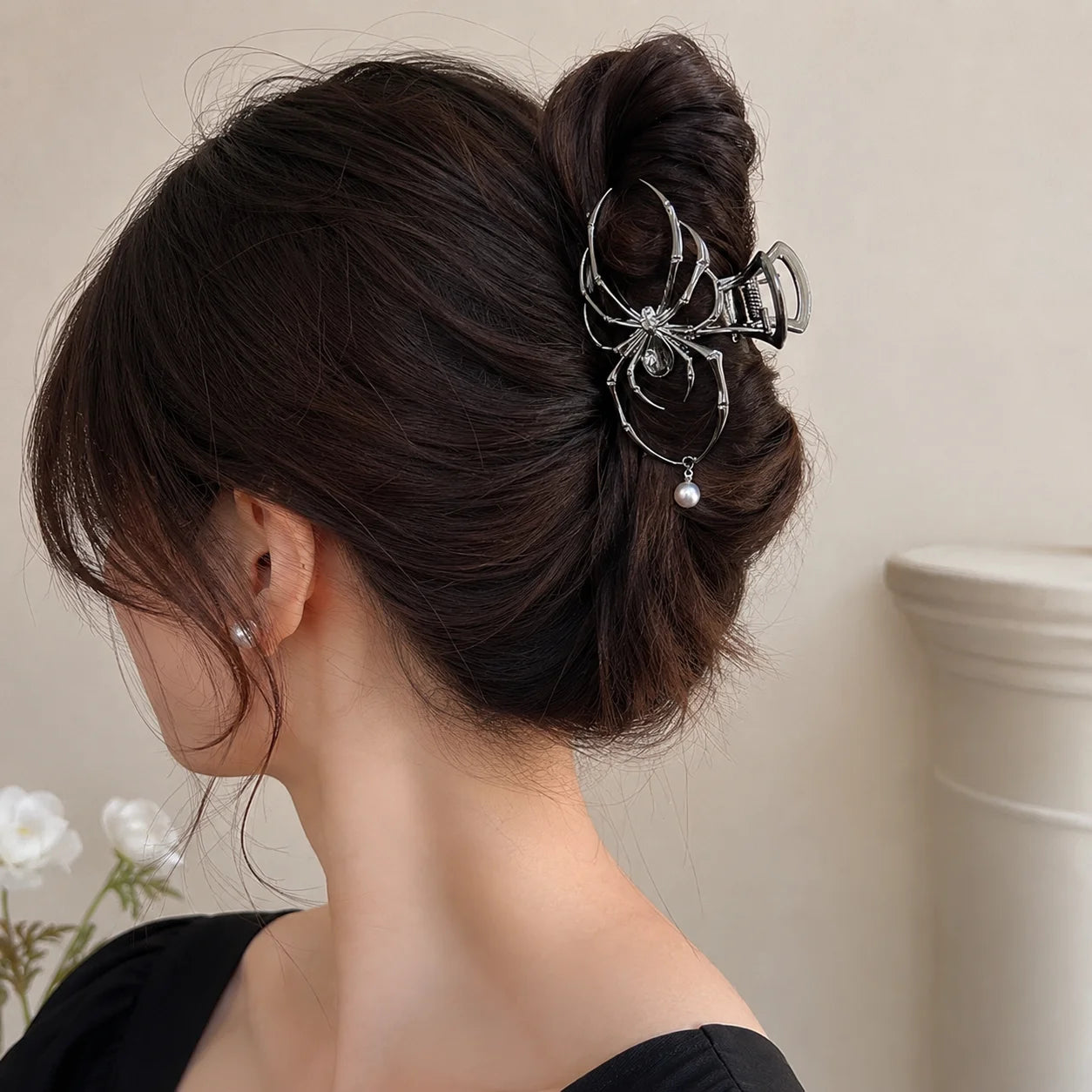 Spider Hair Clip Women Pearl Pendant Rhinestone Hair Claw