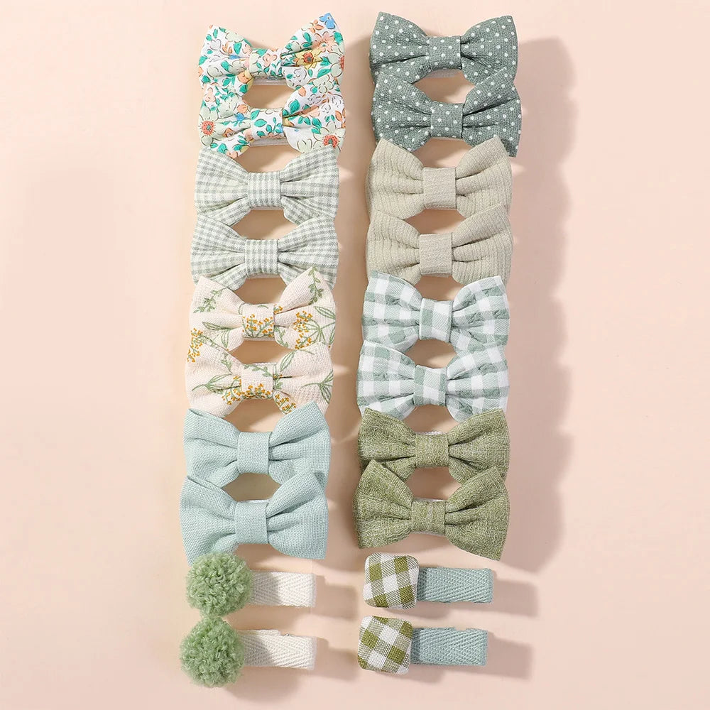20pcs/set Lovely Kids Bows Hair Clips for Girls Barrette Boutique Full Coverage Fabric close-up view