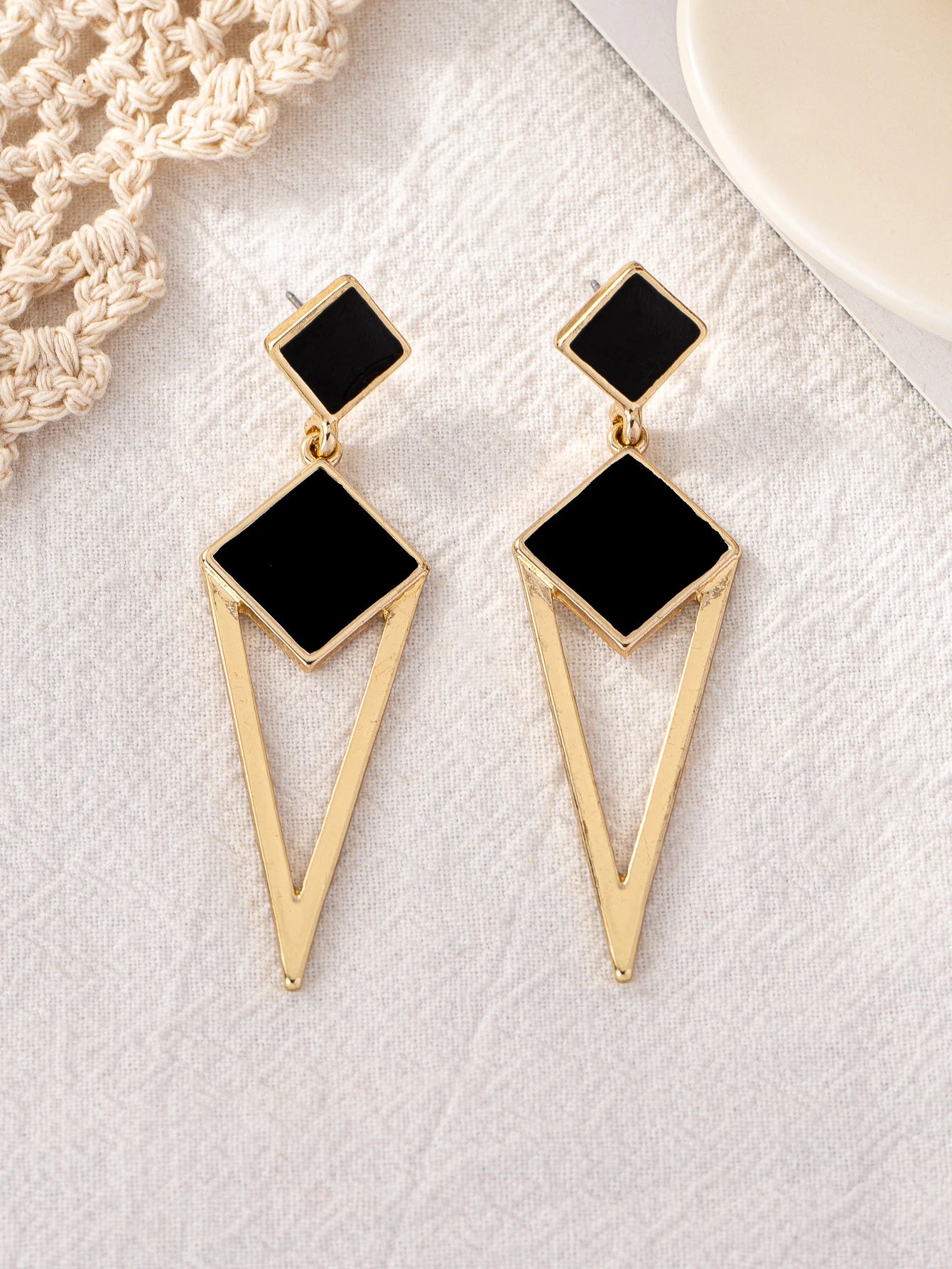 Alloy Diamond-Shaped Oil-Drip Stud Earrings | Summer Trendy Geometric Jewelry lifestyle view