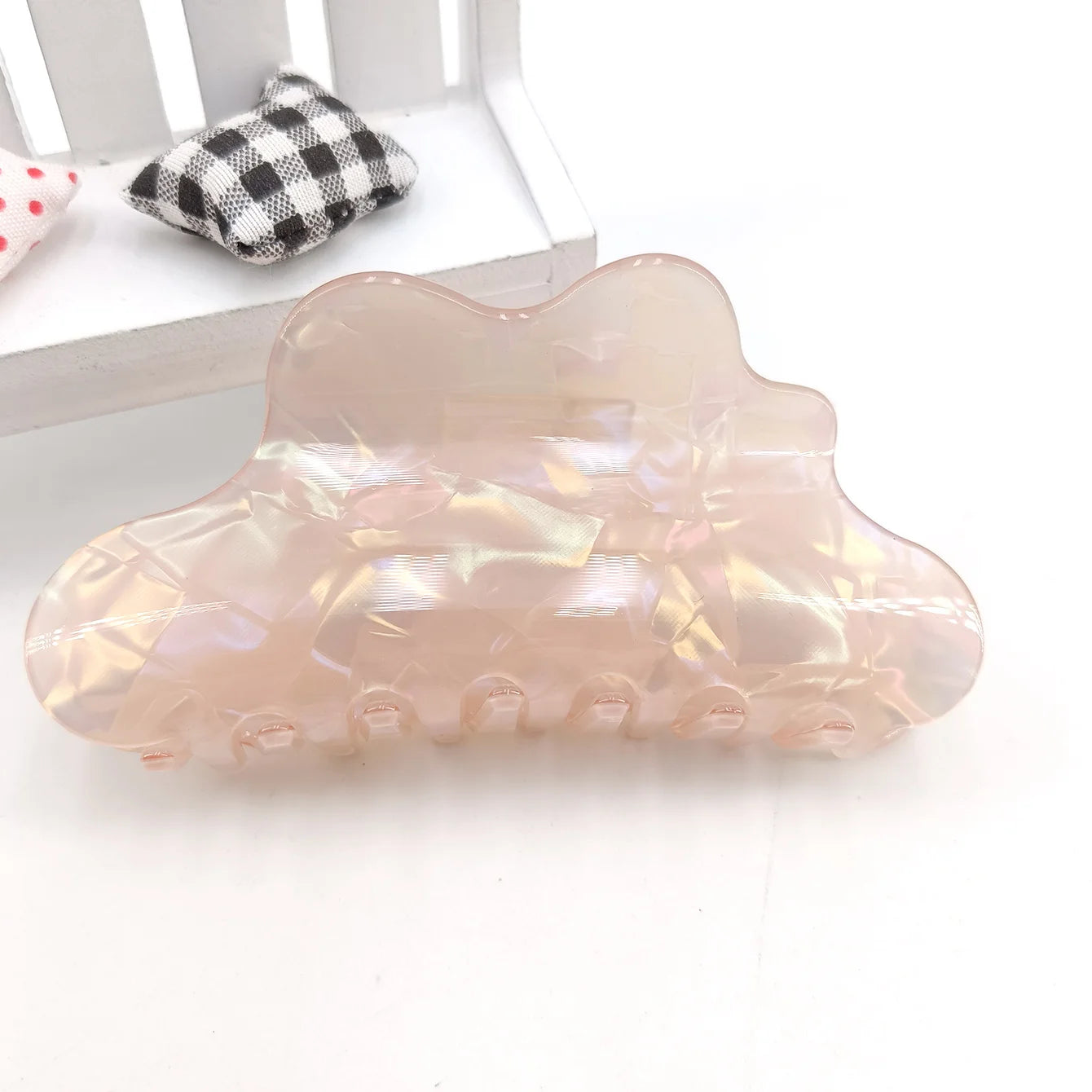 Fantasy Color Mermaid Color Cloud Shape Hair Clip Grab Clip Imitation Acetate Hair Cli close-up view