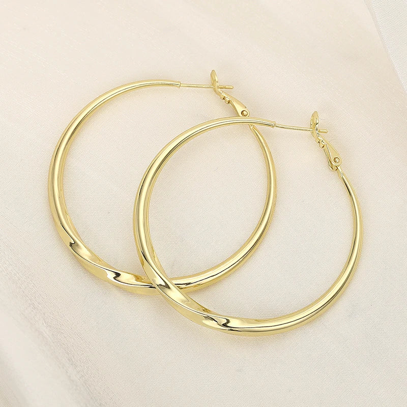 Huitan Trendy Simple Style Silver Color/Gold Color Big Hoop Circle Earrings For Wom additional angle