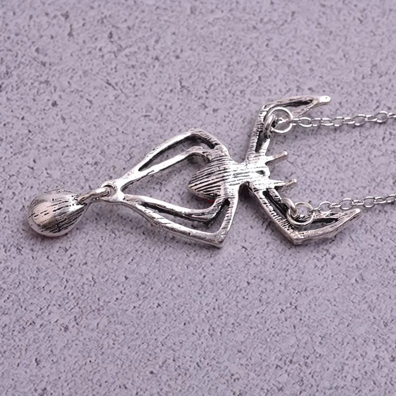 Gothic Crystal Spider Necklace For Women Girl Punk Accessories Halloween Jewelry Vintage Goth Choker Collar insect Necklaces