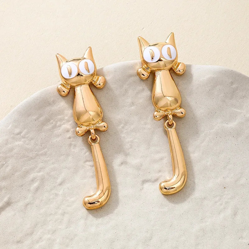 Creative Black Cat Design Stud Earrings Ear Jacket Zinc Alloy Jewelry Punk Leisure Style detail view