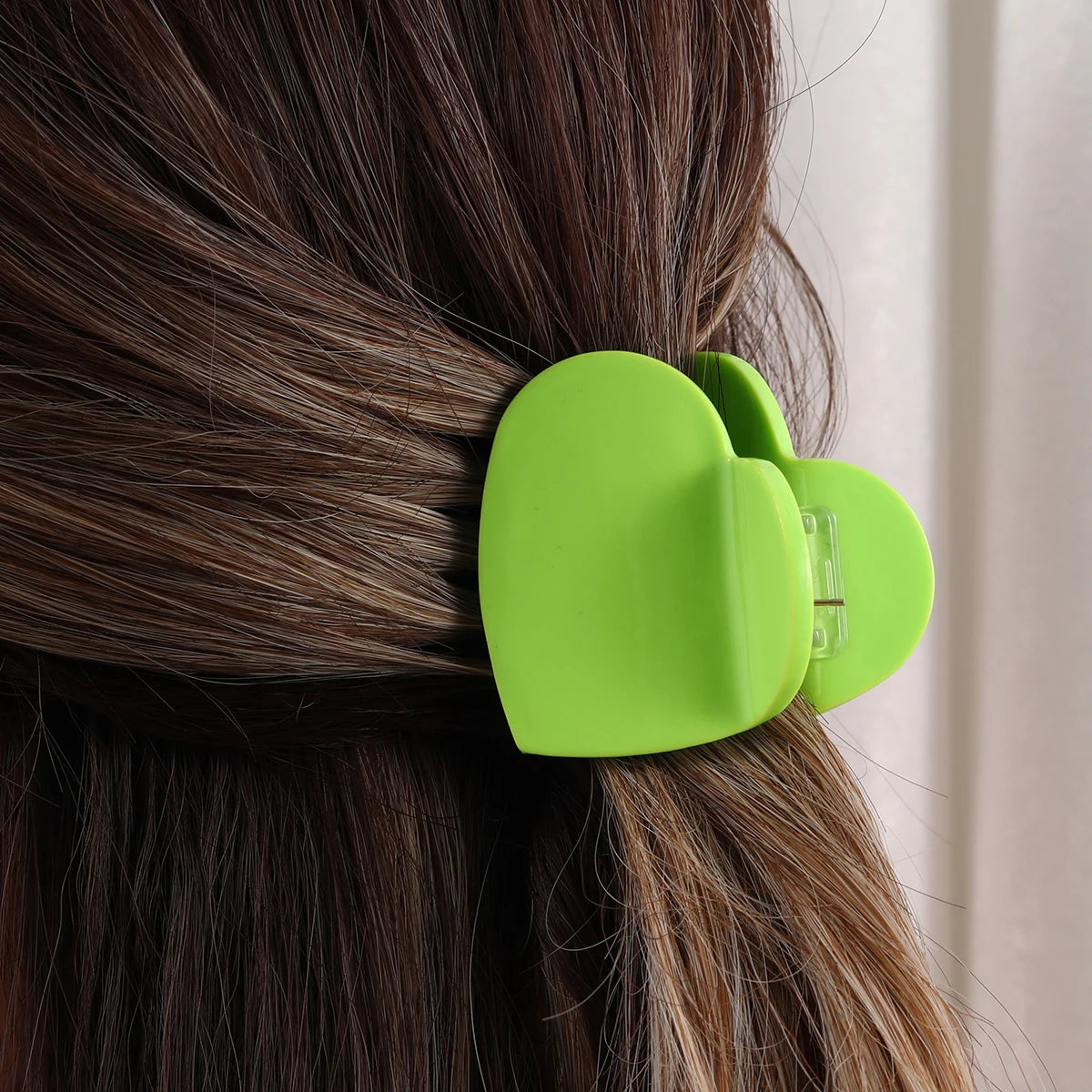 neon oragne heart basic hair claw clip