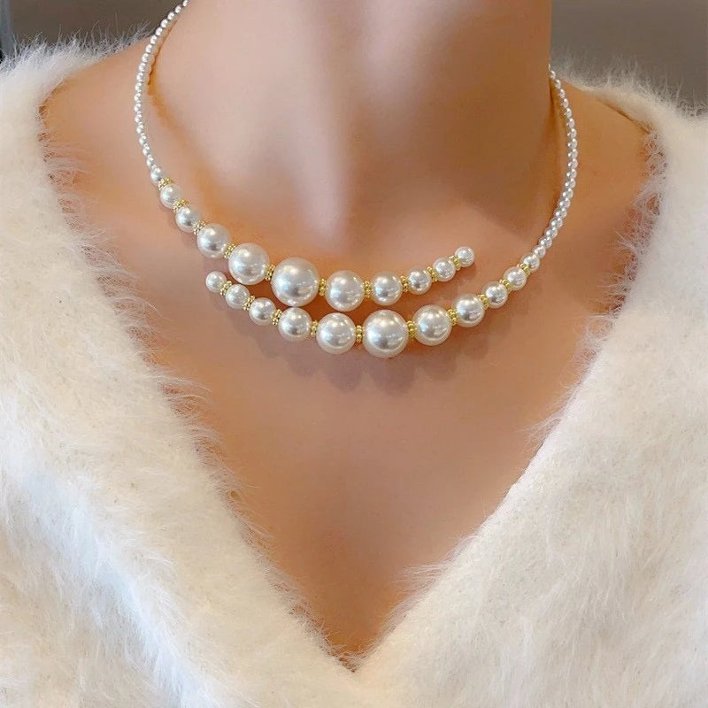 Taoya Vintage Imitation Pearl Collarbone Necklace | Women's Fashion Retro Jewelry close-up view
