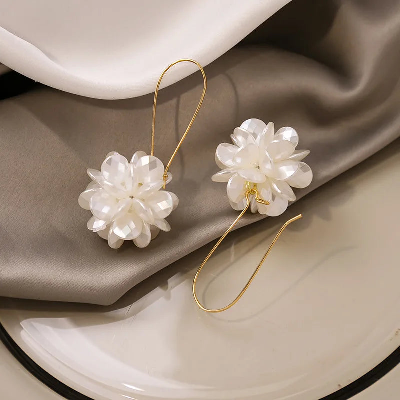 2PC Women's Fashion Trend DIY Pearl Petal Ball Earrings Outdoor Travel Carnival Banqu alternate view