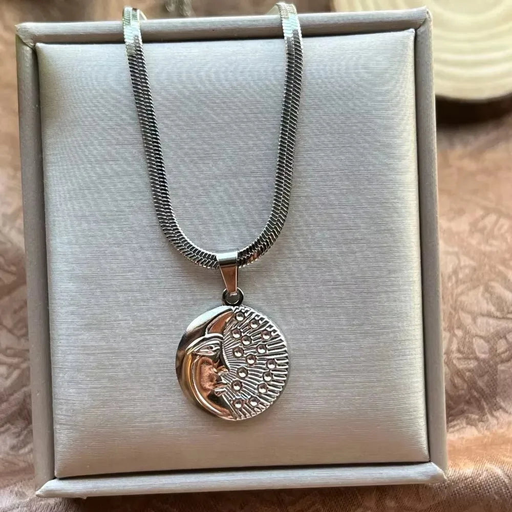 40cm+5 Exquisite stainless steel OX Moon Necklace Half Moon Blade Chain Necklaces G additional angle