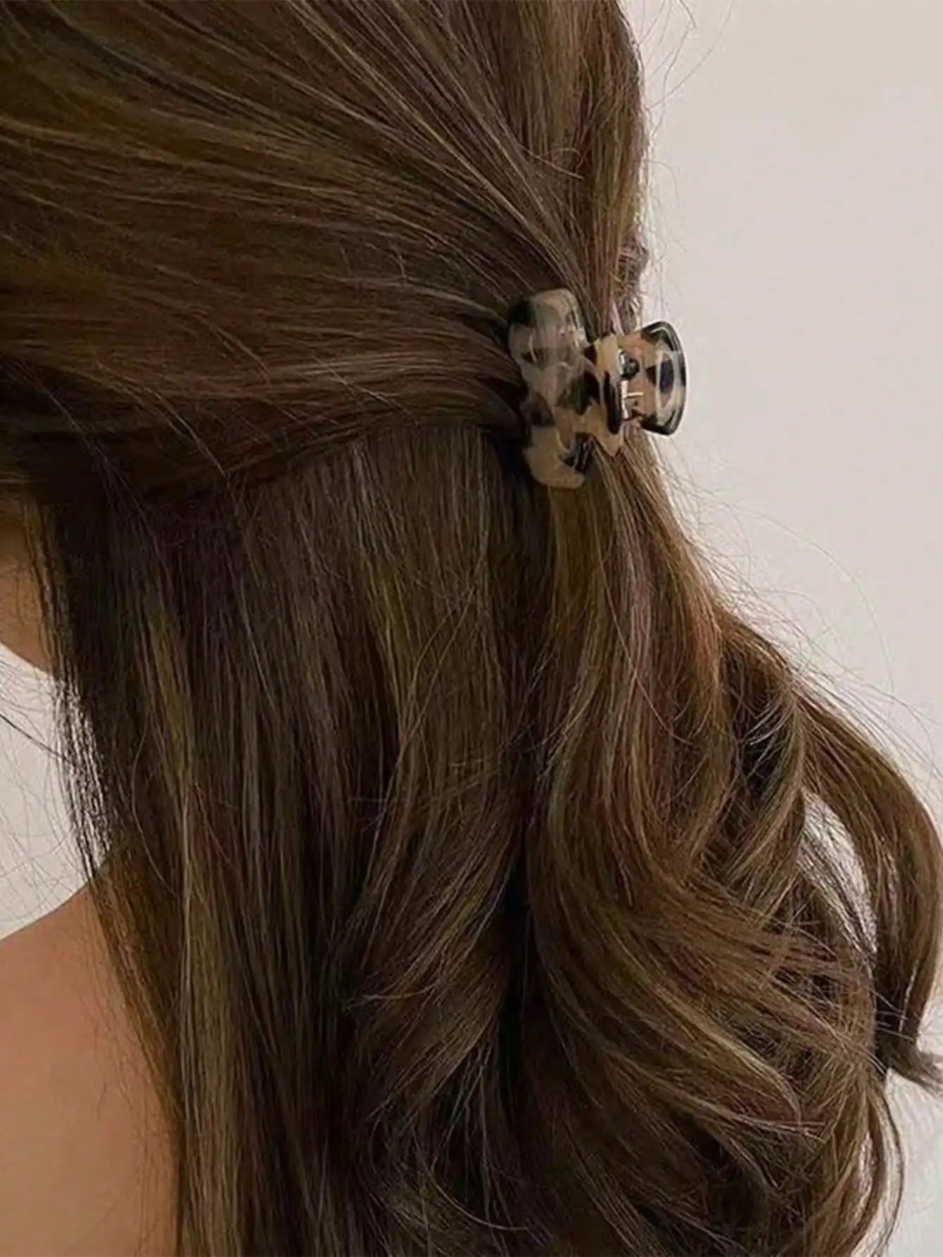 3Pcs Acetate Tortoiseshell Toned Leopard Hair Barrettes Mini Hair Pins for Women Bangs Hair Claw Clips Fashion Hair Accessories