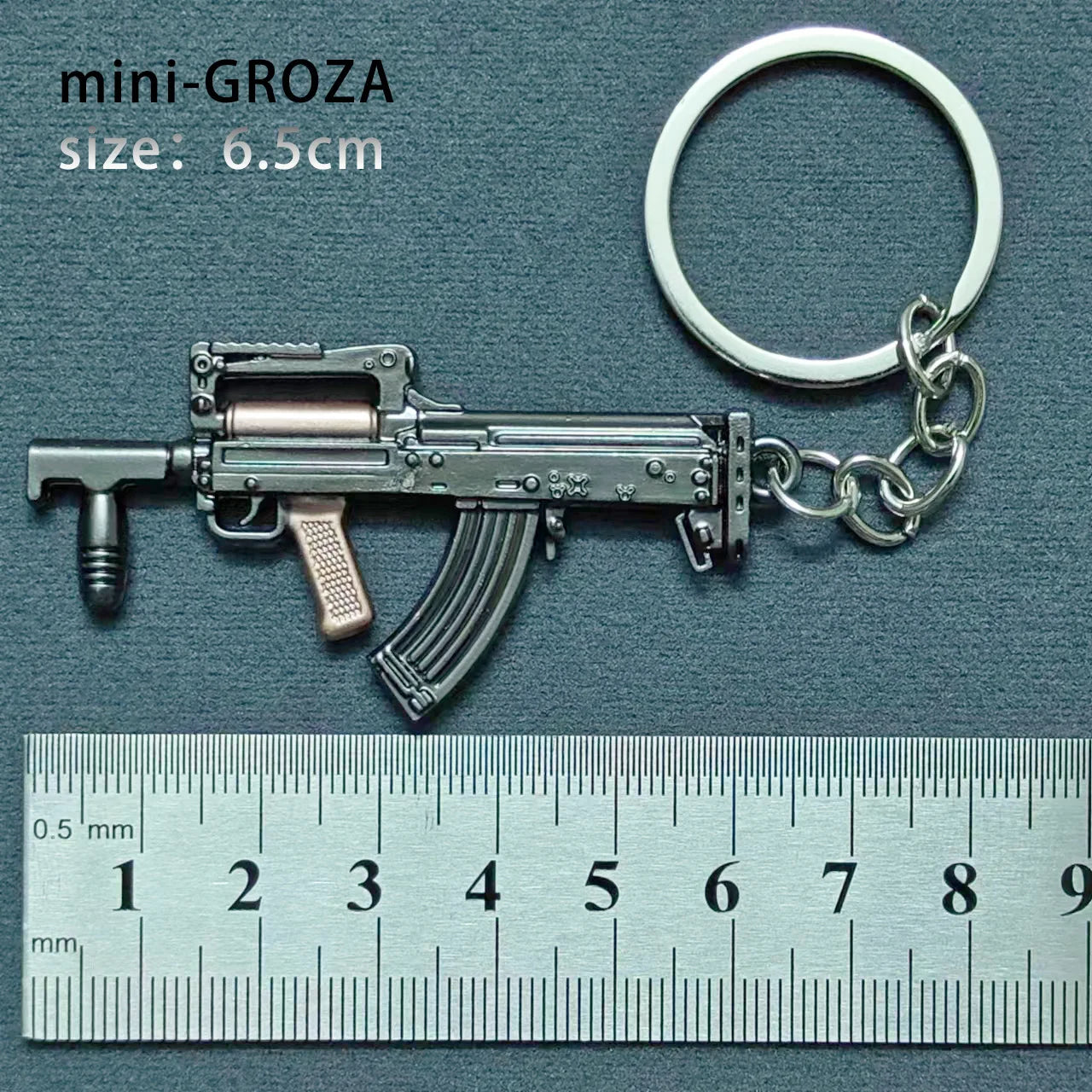Mini Keychain Pendant Peace Elite 98k Alloy Gun Model PUBG Battlefield Boy Toy Handso lifestyle view