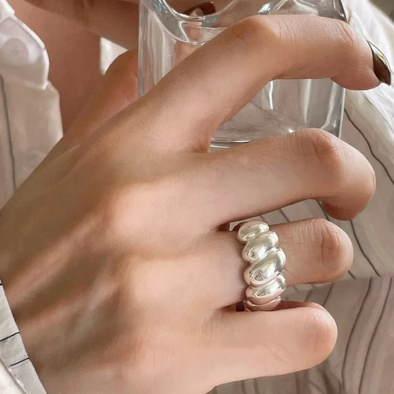 VENTFILLE 925 Sterling Silver Trend Arched Wide Ring For Female Geometry Punk Design lifestyle view