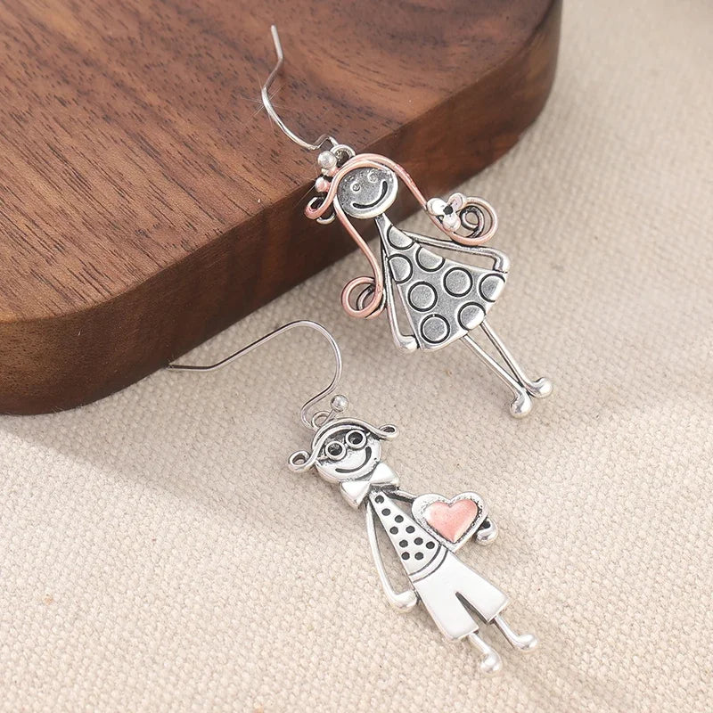 Creative Fashion Boy and Girl Pattern Dangle Earrings Women Vintage Silvery Plated Festival Pendant Earrings Jewelry Accessories