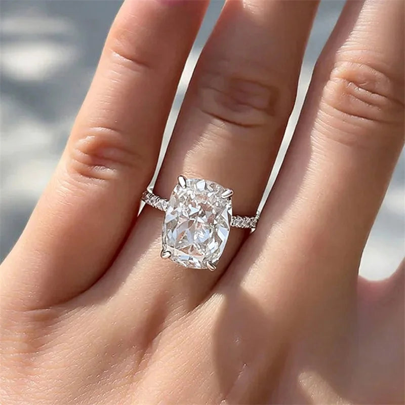 Huitan Big Oval Blue CZ Rings Women Temperament Elegant Female Accessories for Wedd additional angle