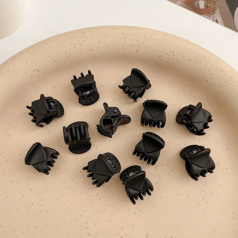 Small Hair Claw Clips for Women Girls Korean Simple Mini Black Transparent Plastic Clips Hairpin Kids Hair Styling Accessories