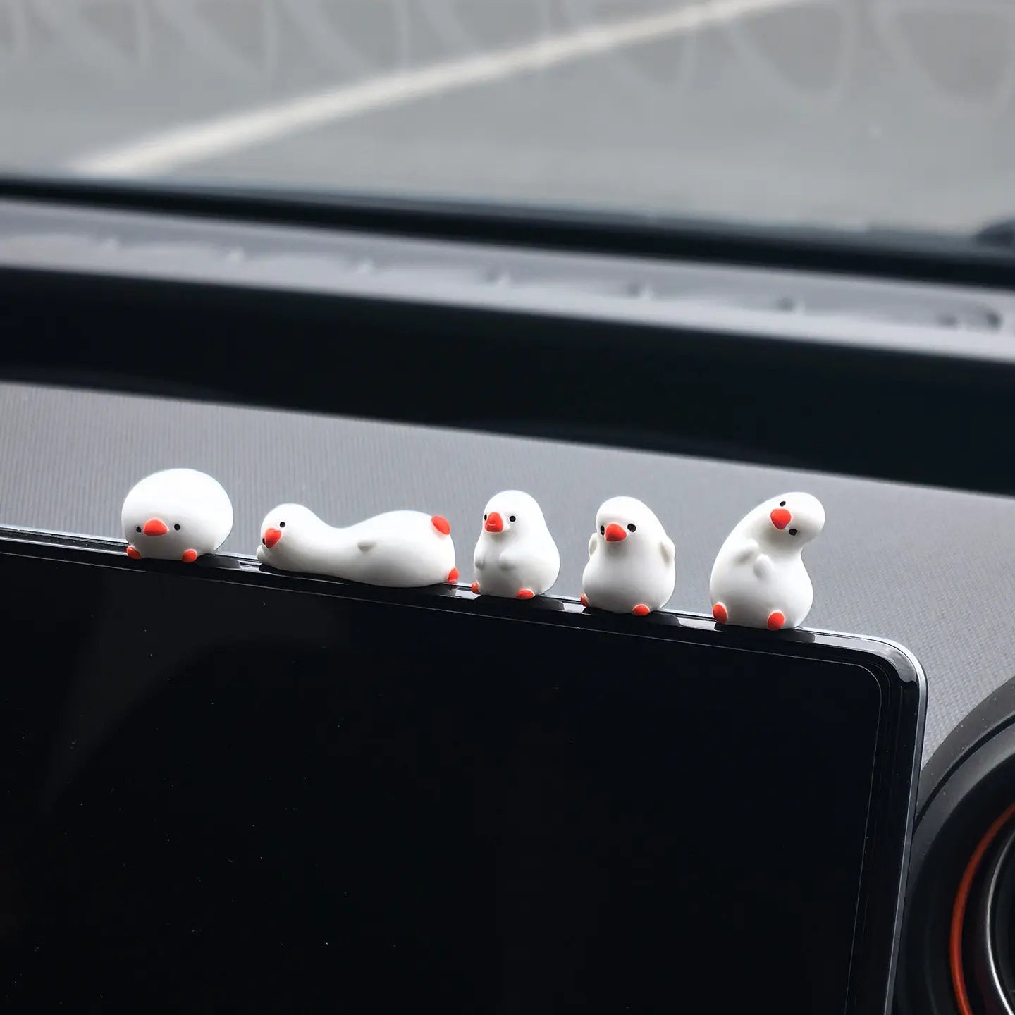 5 Pcs Flat Duck Resin Car Ornaments Set