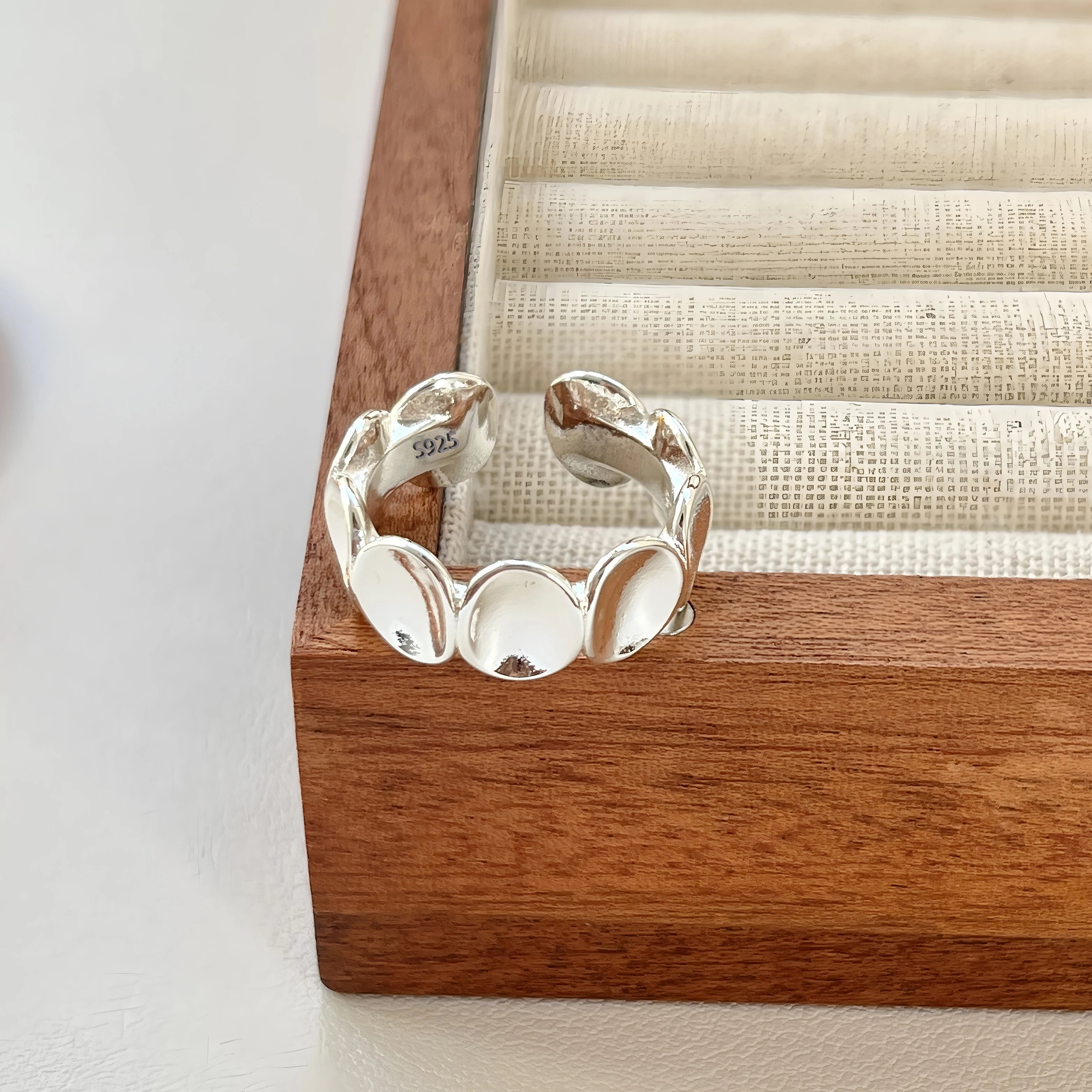 925er Sterling Silber Mattierter Geometrie-Ring | Texturierter breiter Bandring für Frauen