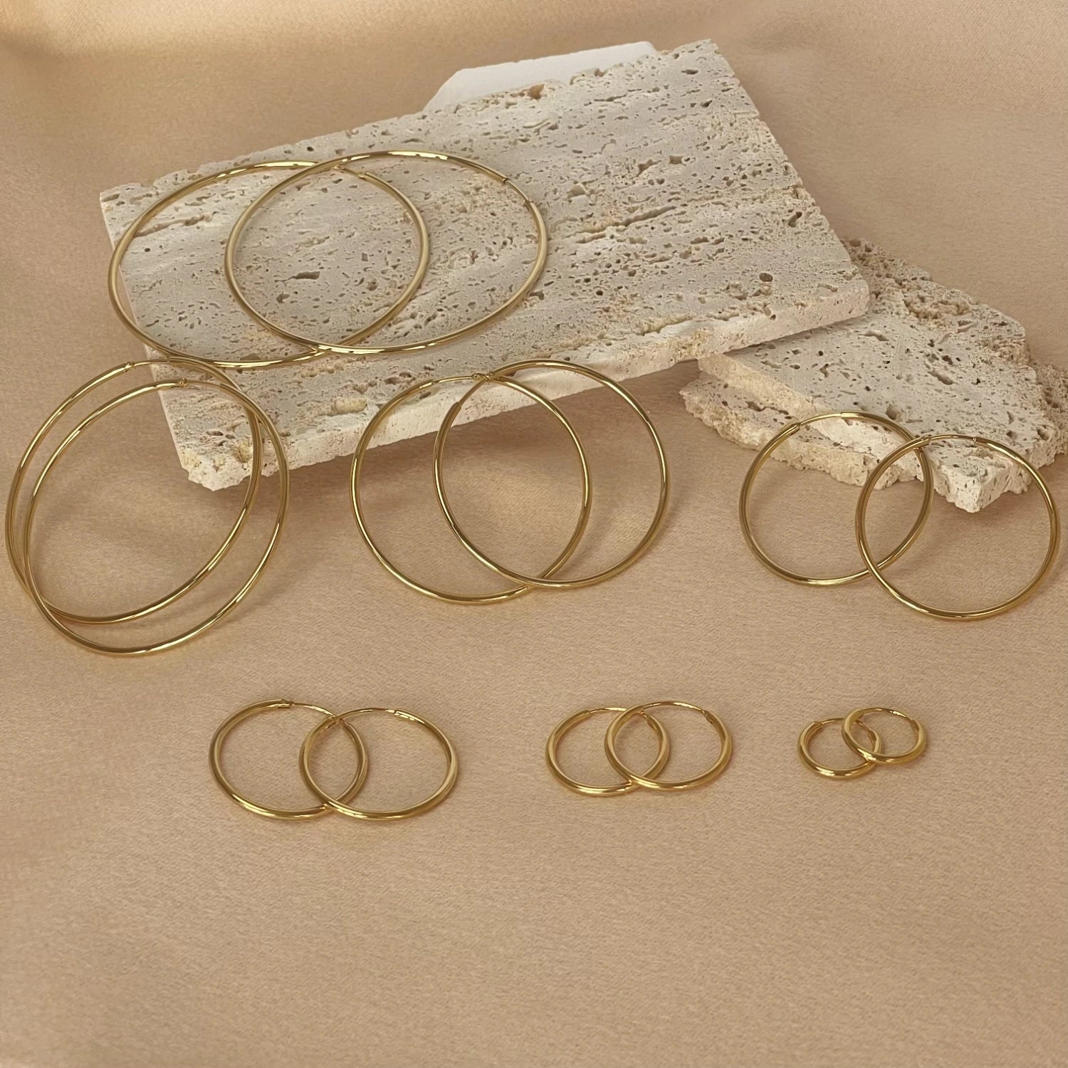 Stainless Steel 12-70mm Minimalist Big Circle Hoop Earrings for Women Trendy Gold Colo close-up view