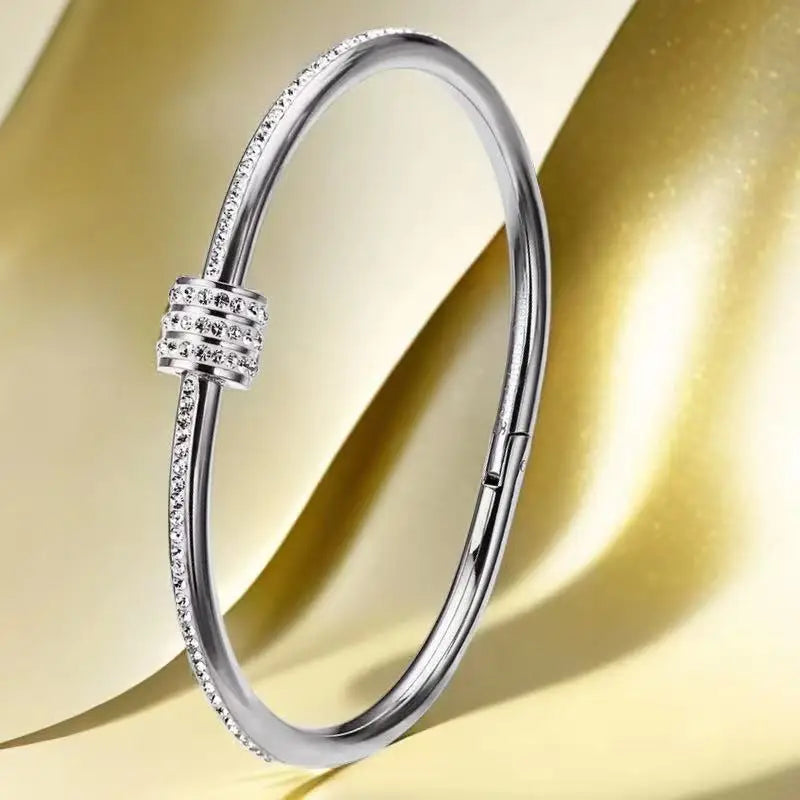 Roman Numerals Bracelet For Women Stainless Steel Jewelry Accessories Luxury Bracelet Wo detail view