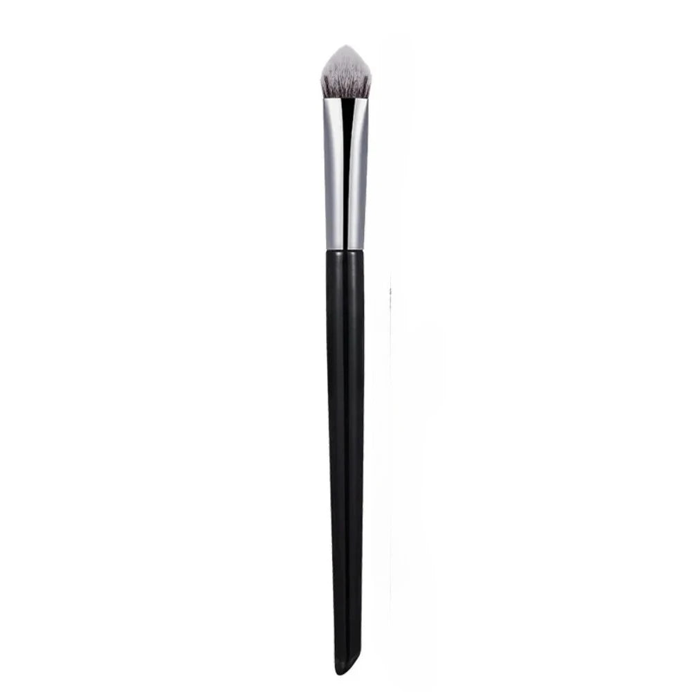 Three-sided Foundation Concealer Brush | Precision Makeup Tool for Contour and Highlight detail view