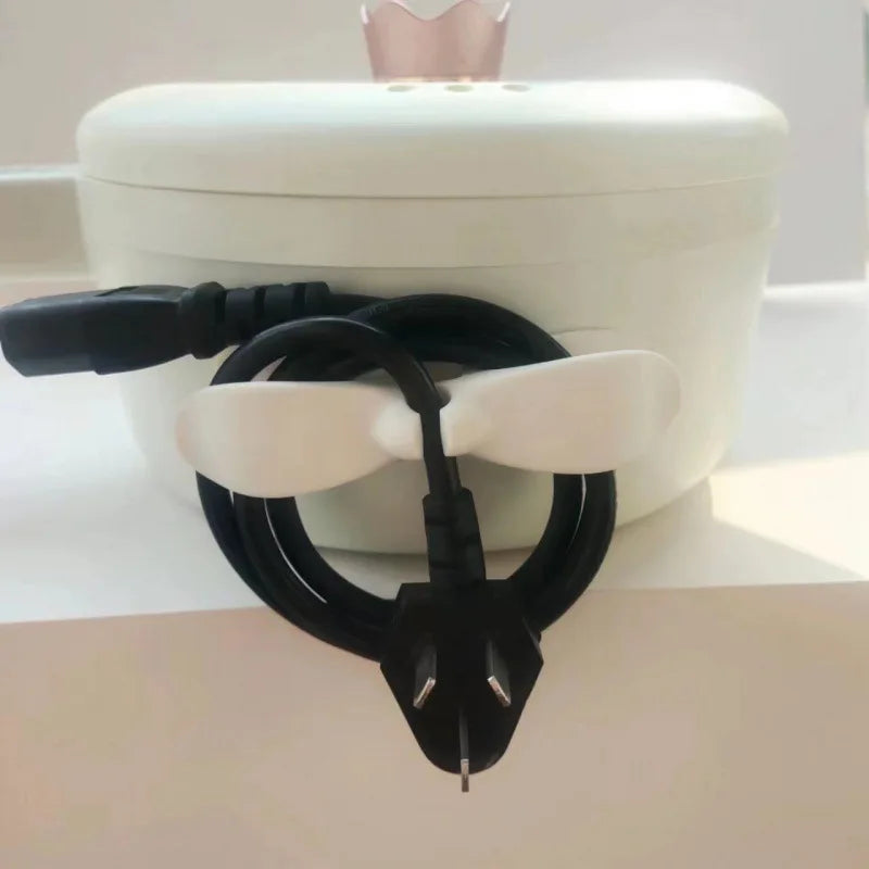 Kitchen Storage Wire Winder, Household Traceless Plug Fixed Power Cord Organizer, Wir lifestyle view