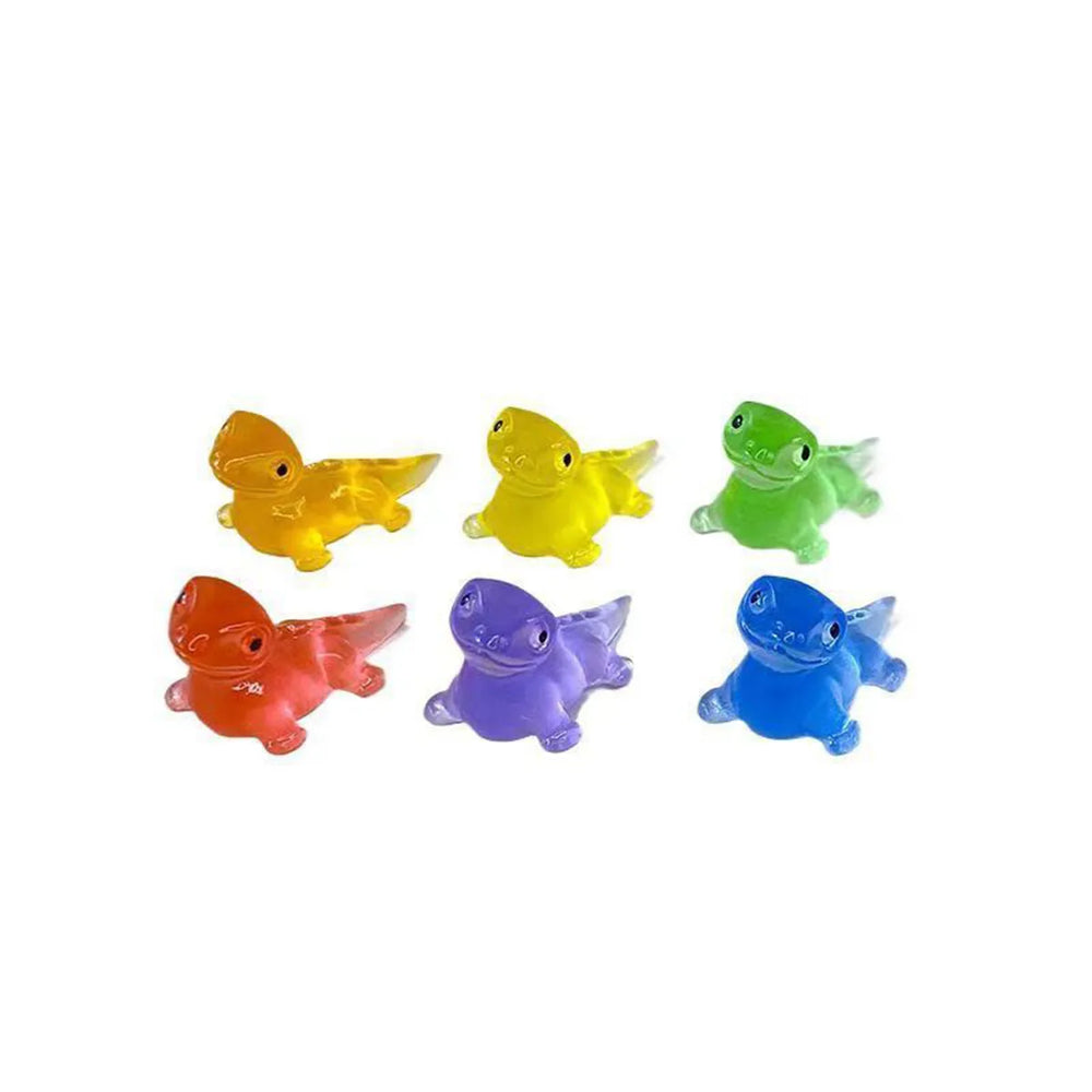 10PCS Mini Lizards Glow At Dark Lizard lifestyle view