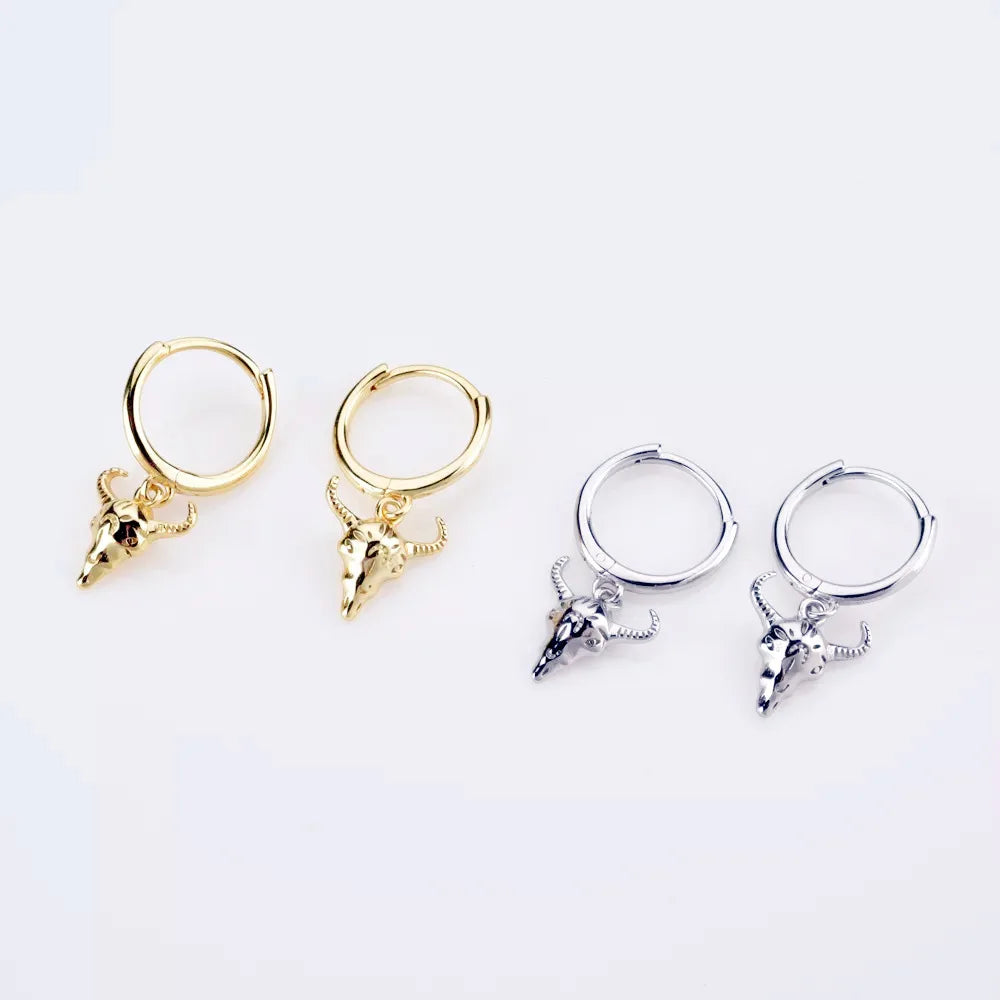 CIAXY Retro Cow Head Earrings for Women Men | 14K Gold Plated Animal Drop Earrings detail view