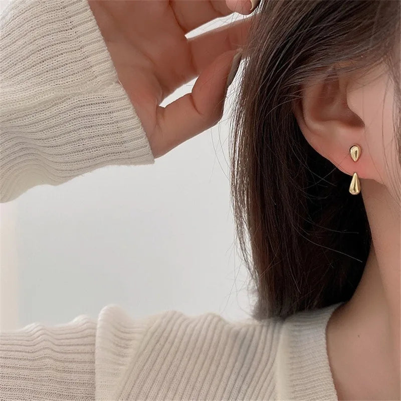 FTCY Water Drop Earrings For Women Irregular Geometry Claw Stud Earrings Luxury Korean F detail view