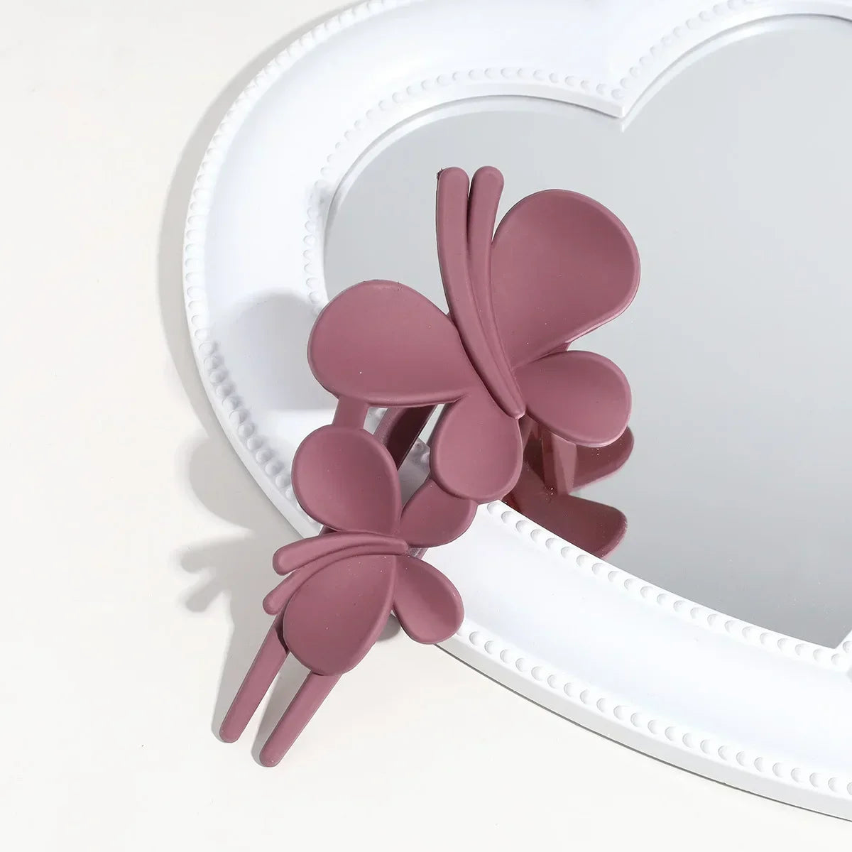 Butterfly Hairpin Solid Color Acrylic Hair Clips Claw Duckbill Ponytail Styling Headwear Women Hair Accessories Fashion Barrette