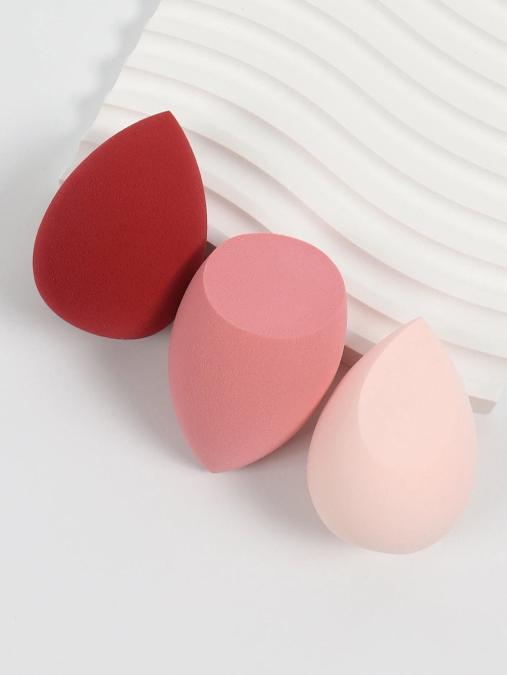 Make-Up Eggs 3-5-10-15-20-30-50 Pack, Color and Shape Random Foundation Beauty Spon additional angle