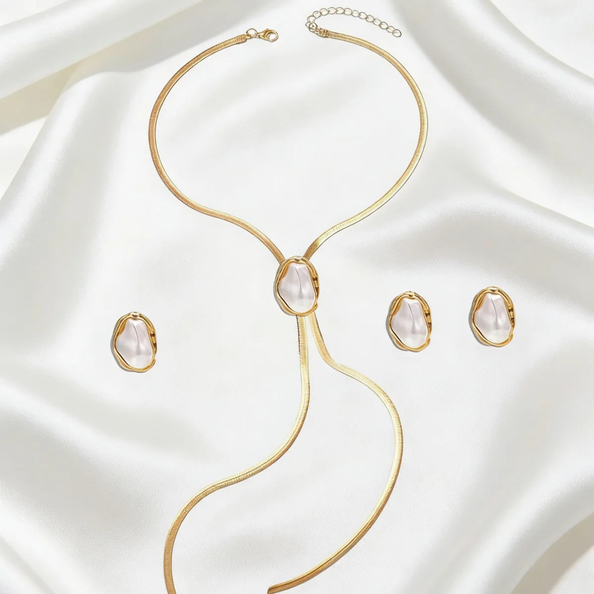 Elegant French Spiral Black Resin Stone /Imitation Baroque Pearl Jewelry Set Women He alternate view