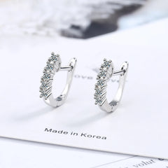 Luxury 0.5ct Moissanite Wedding Earrings for Women Gift Lab Diamond 925 Sterling Silve close-up view