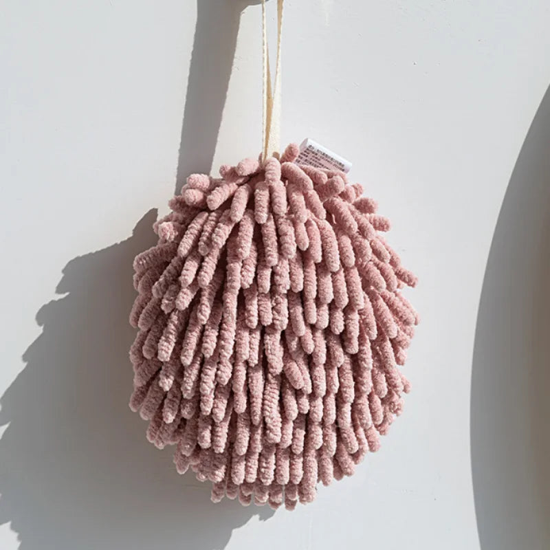Tapestry-style wet wipes, kitchen and bathroom towel balls with hanging rings, quick- alternate view