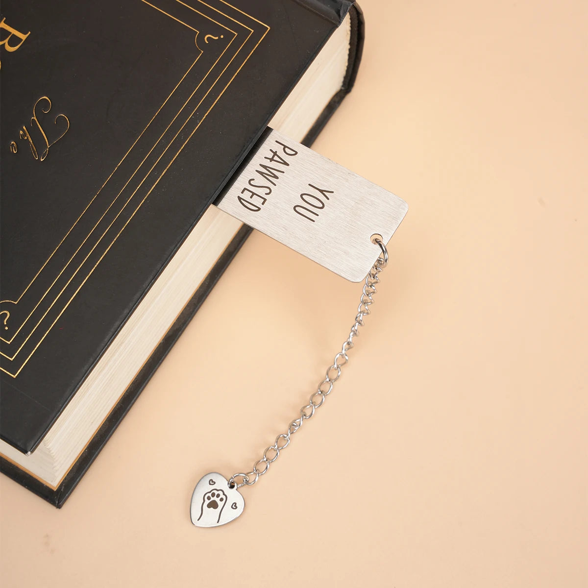 1pc Cat Bookmark, Cute Book Lover Gifts Kitten Pet Book Marker Kawaii Animal Page Mar lifestyle view