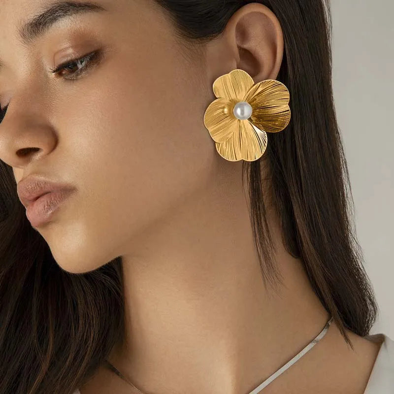 Punk Vintage Metal Petal Flower Stud Earrings Women Girls Trend 2025 Goth Geometric P alternate view