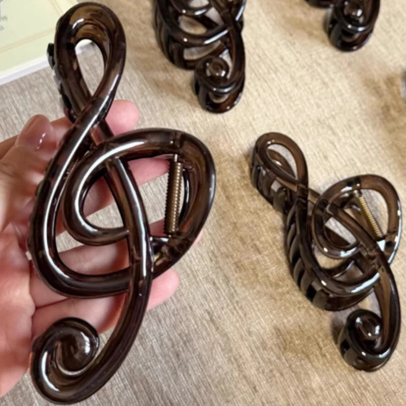 Musical Note Hair Clip Retro Resin Tea Color lifestyle view