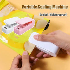 Kitchen Handheld Snack Sealer Plastic Bag Sealer for Freshness Easy-To-Use