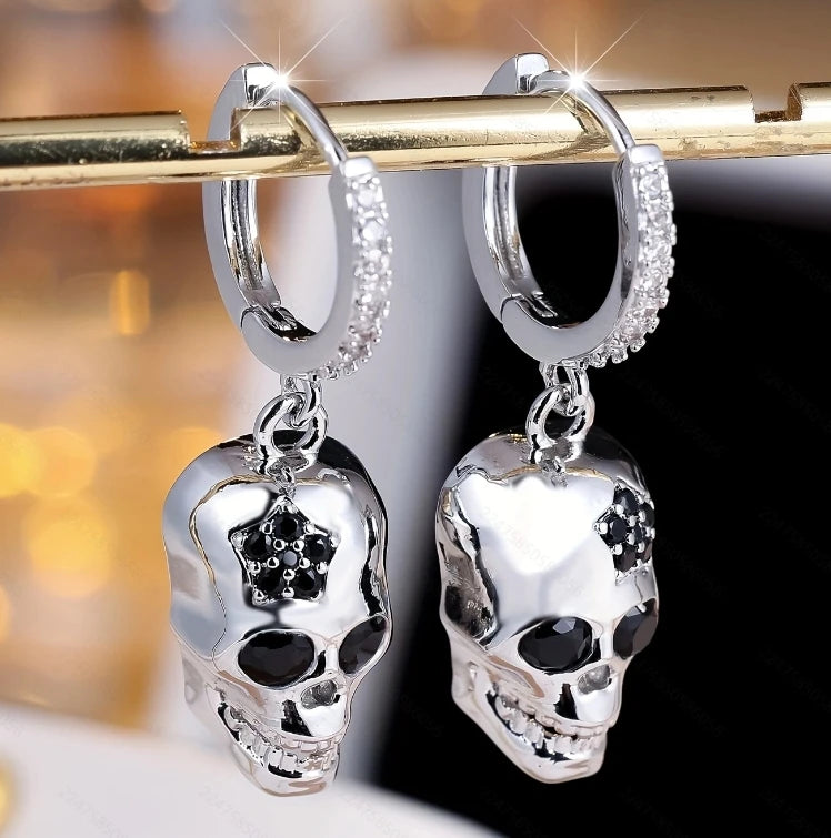Fashion Trend Silver Color Irregular Spike Hanging Earrings for Men and Women Unique Hip detail view