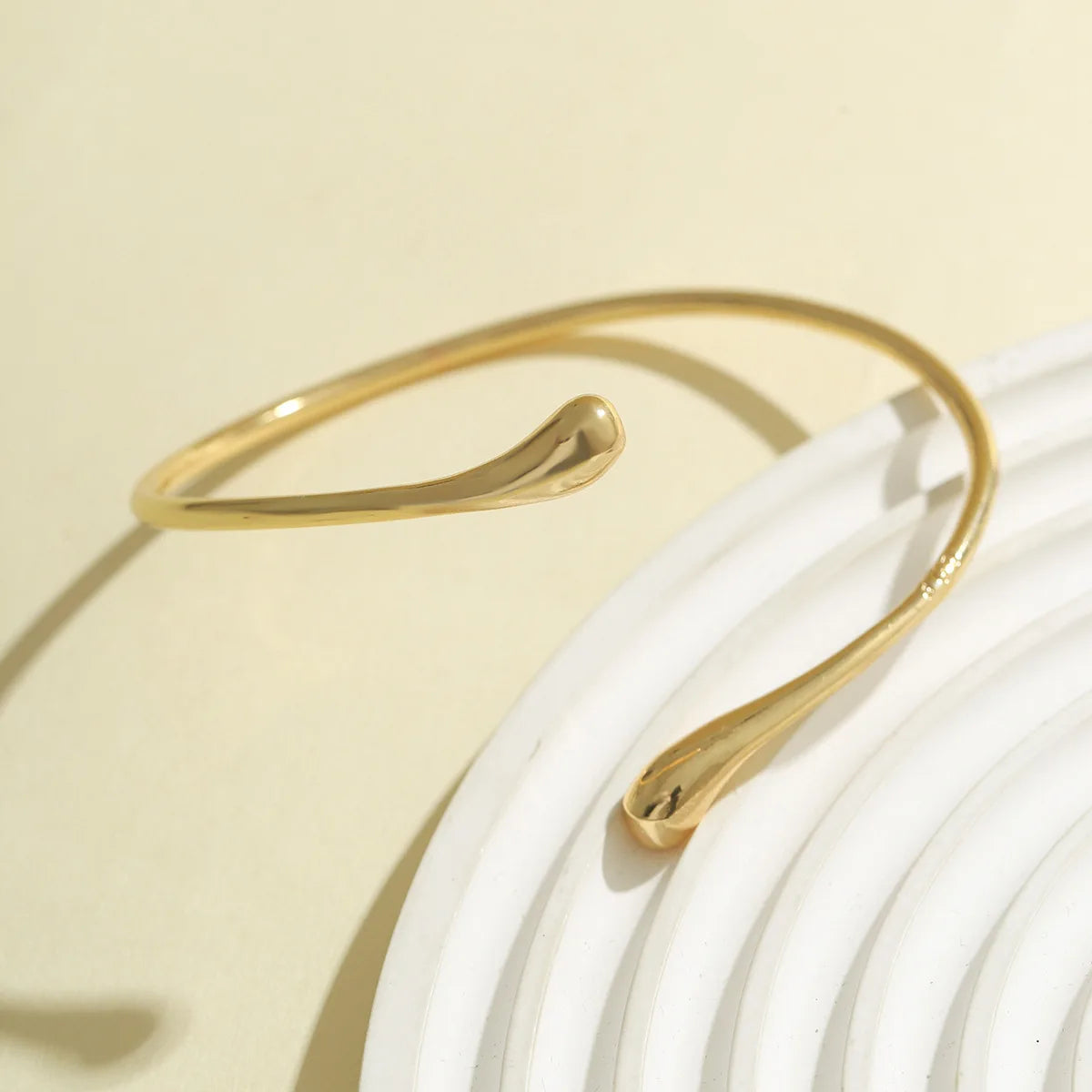 Vintage Upper Arm Bracelet Geometric Water Drop Bangle for Women