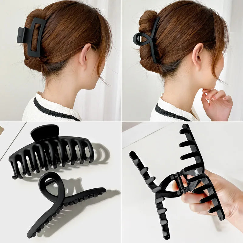 Women Elegant Black Geometric Plastic Hair Claw Lady Sweet Long Hair Holder Toothed Ha close-up view